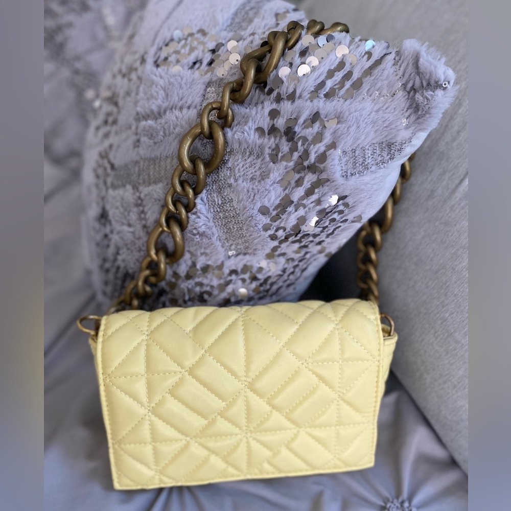 Bag like new only two used